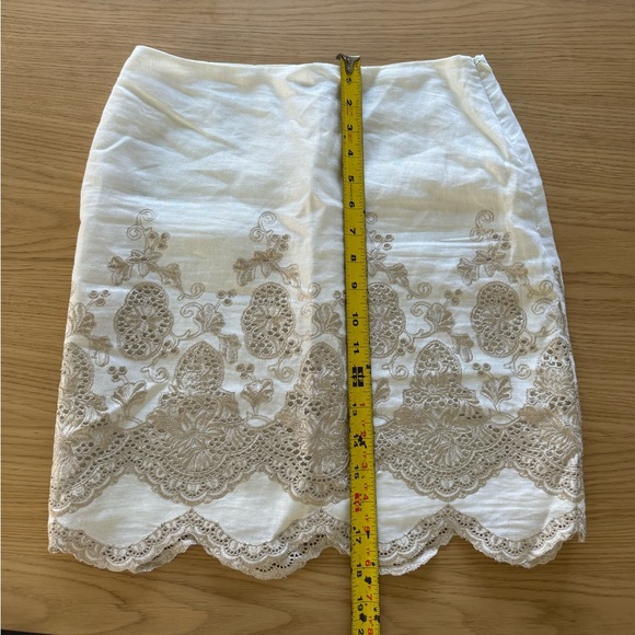 Anne Taylor Embroidered Pencil Skirt - Picture 2 of 6